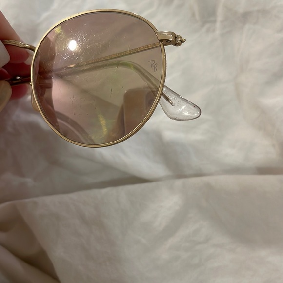 Ray Ban Sunglasses - Picture 4 of 5